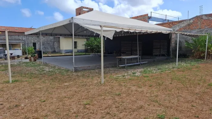 01 Tenda 12×12 +- 5 anos de uso
