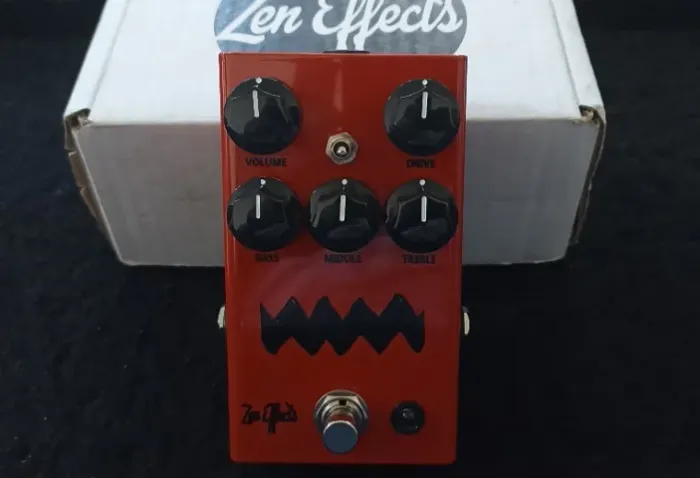 Pedal de guitarra ( Crunch Box /Angry Charlie ) Zen Effects V3 Plus Red Black