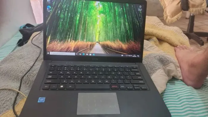 ? NOTEBOOK ULTRA UB240 | 4GB RAM | 115GB | WINDOWS 10 PRO