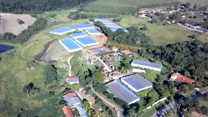 Sítio bem localizado para venda em SP - Alambari com 30 alqueires