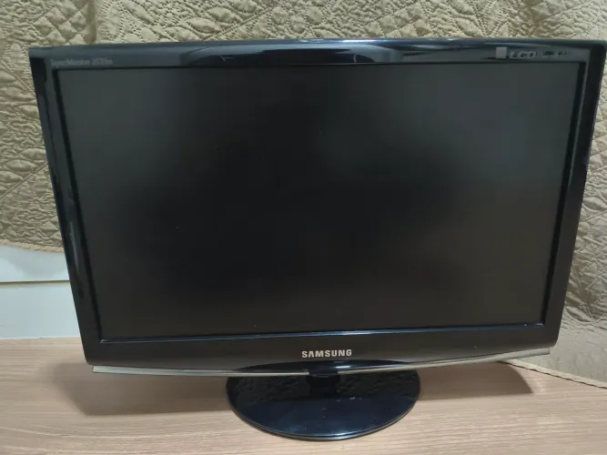 Tv/Monitor Samsung LCD 20" SyncMaster 