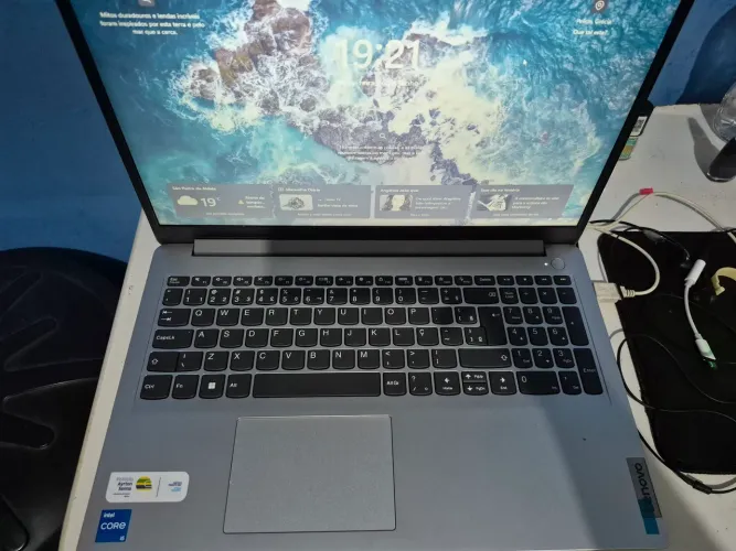 lenovo ideapad 1i 512gb i5 8gb ram