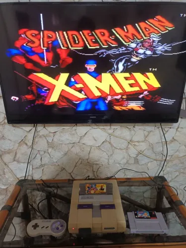 SUPER NINTENDO COMPLETO! UM CABO RF ORIGINAL E UM PARALELO! 1 CONTROLE ORIGINAL E 2FITAS!