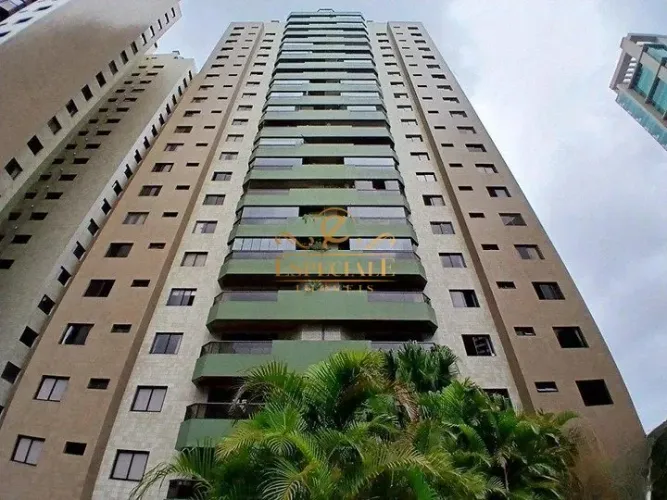 Apartamento com 3 quartos no Água Verde
