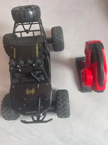 Carrinho de controle remoto grande