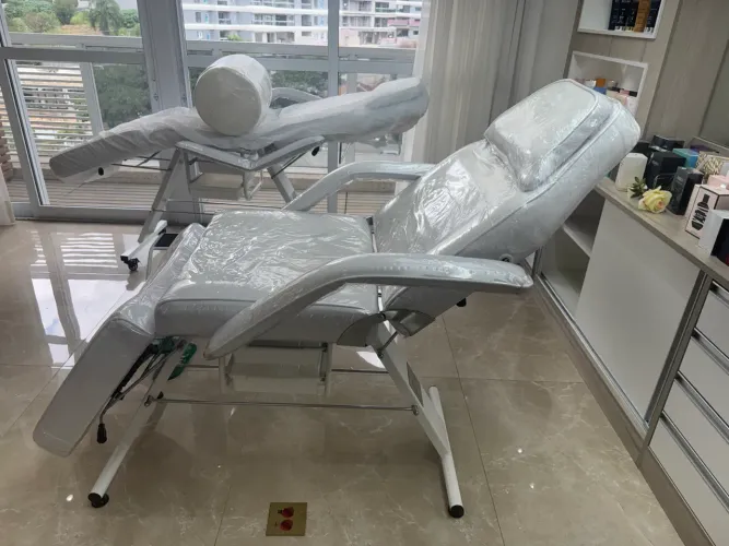 MACA POLTRONA CADEIRA FIXA ESTETICA ESTEK COM PLASTIFICAÇÃO 