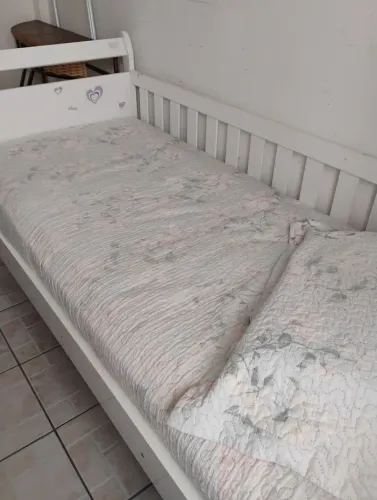 Cama de solteiro 