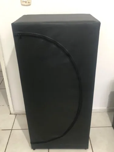 VENDE-SE SAPATEIRA