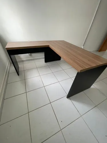 MESA DE ESCRITORIO LOJA IKONOFFICE