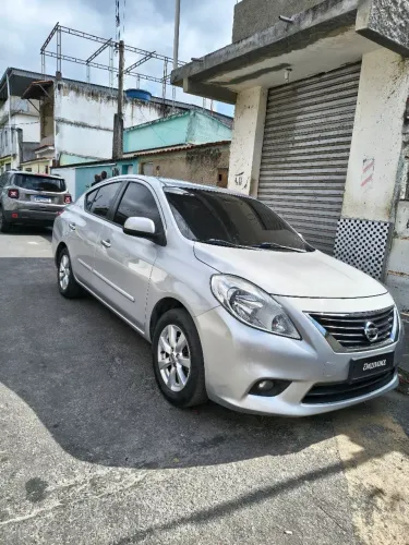 Nissan Versa SL 1.6 16V Flex Fuel 4P Mec. 2013