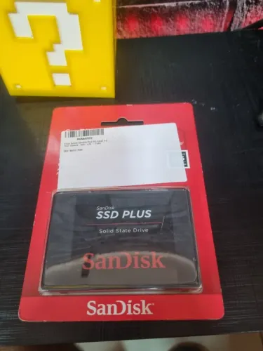 Disco Solido Sandisk Plus 2tb Sata3 2.5 7mm Sdssda-2t00-g28 - Preto LACRADO !COM NOTA!