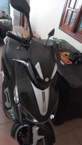 Moto elétrica voltz evo 01