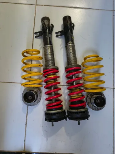 Vendo suspensão de ROSCA