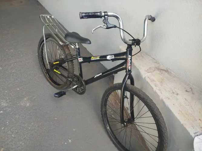 Bicicleta aro 24 montadinha 