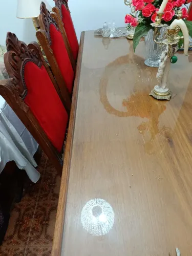 Mesa de jantar com 6 cadeiras 