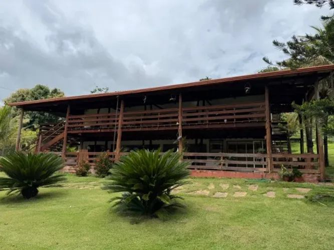 VENDIDA!! Fazenda em Água Fria/GO para pecuária com 544 hectares e sede espetacular.