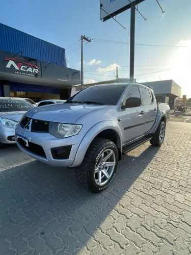 Mitsubishi L200 Triton HPE 3.2 CD TB Int.diesel AUT 2012