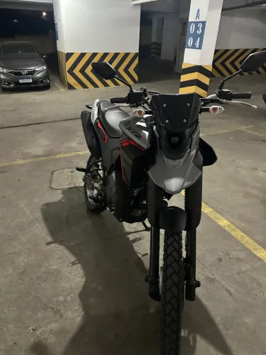 Vendo lander 2025 primeiro dono