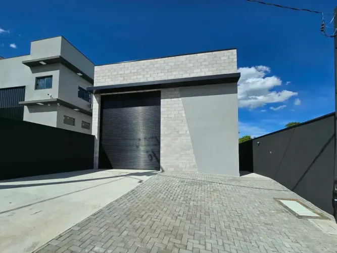VENDA LOCAÇÃO Galpão comercial NOVO AC 232m² AT 250m² R Oclésio Antônio Rebustini, Vinhedo