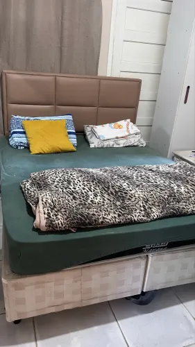 Cama com cabeceira NÃO ENTREGO