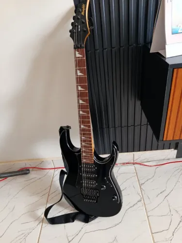 Guitarra Memphis by Tagima MG-320 - Preta