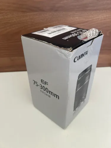Canon Lente EF 75 - 300mm 