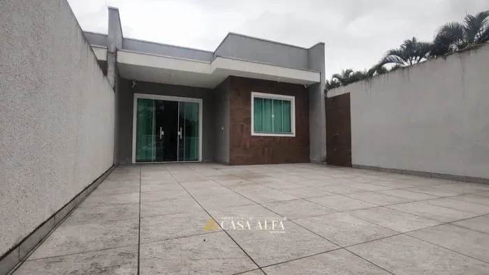 Casa com piscina Balneário Gaivotas em Matinhos