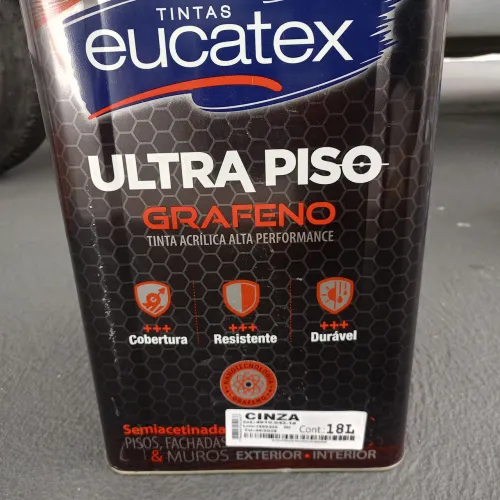Tinta pinta chão cinza