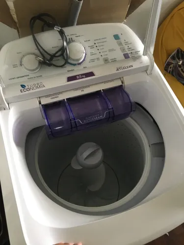 Máquina de lavar roupa 8,5kg Electrolux