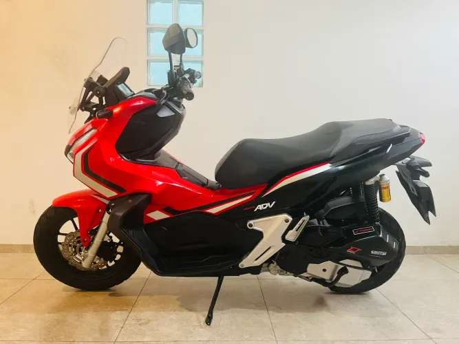 Honda ADV 150 2022 10 mil km