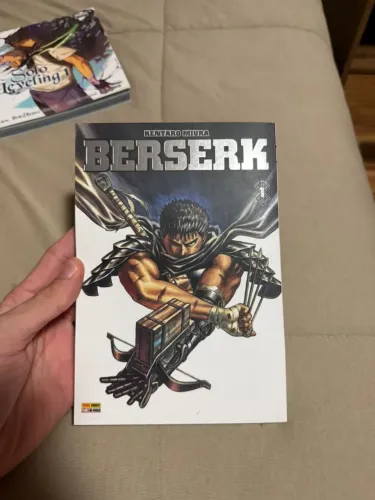 Mangá Berserk vol 1