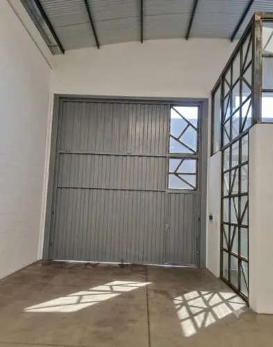 Sublocação de Galpão 200 a 300m²