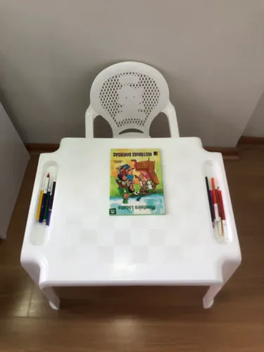 Mesinha com Cadeira Infantil Branca