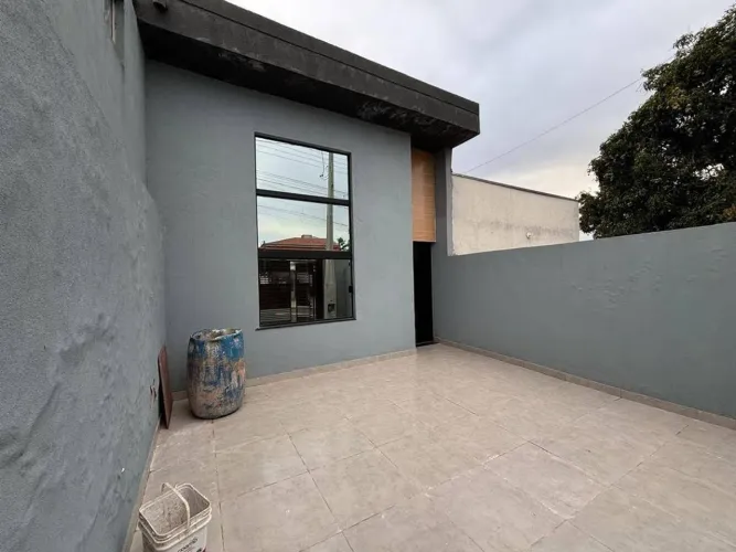 Casa à venda em Hortolândia, Jardim Carmen Cristina, com 3 quartos, com 75 m²