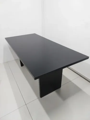 Mesa de escritório para reunião