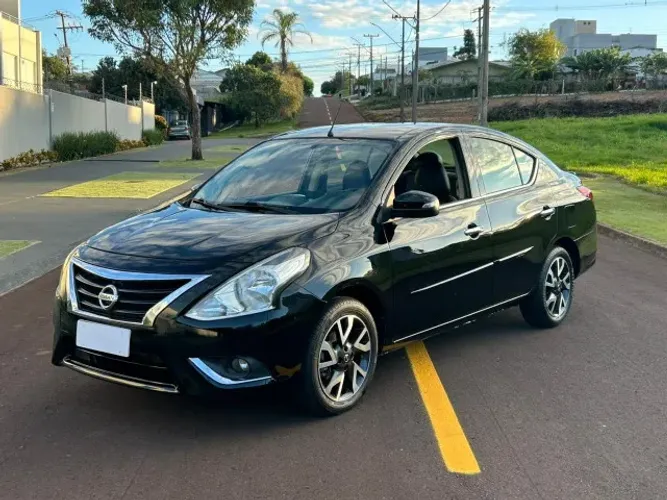 Nissan Versa Unique 1.6 16V Flexstart 4P Aut. 2017