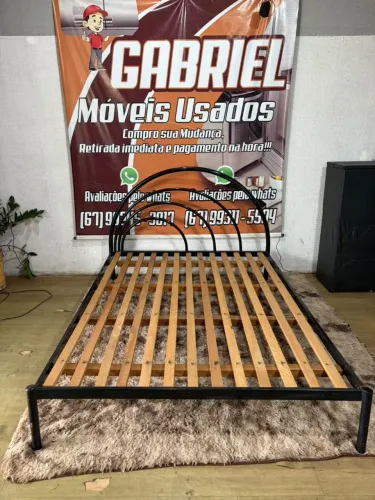 Cama casal estrutura de ferro ótima ((ENTREGO GRATIS))