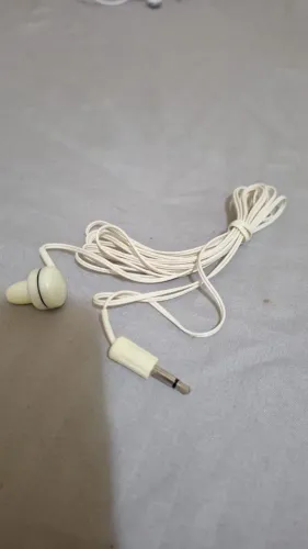 Fone de Ouvido Antigo