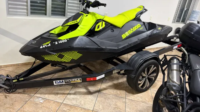 JET SPARK TRIXX