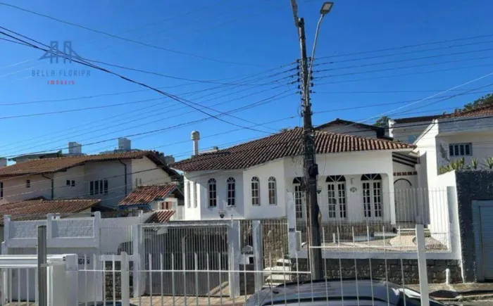 Casa com 3 dormitórios à venda, 419 m² por R$ 1.780.000,00 - Agronômica - Florianópolis/SC