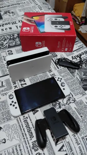Nintendo Switch Oled Desbloqueado 256gb TROCO IPHONE/IPAD