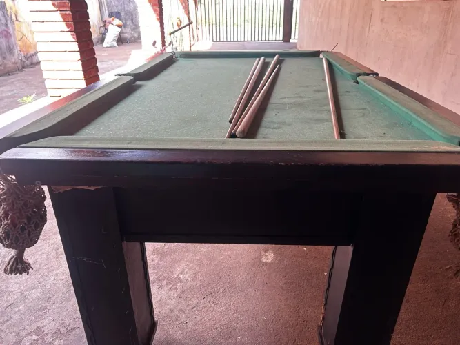 Mesa de bilhar usada