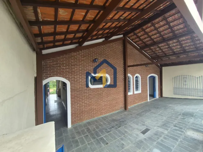 CASA À VENDA BOSQUE DOS EUCALIPTOS SJC 250M² 3 DORMITÓRIOS COM QUINTAL AMPLO