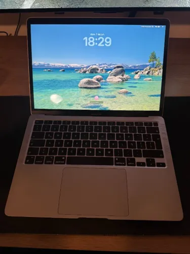 MacBook Air M1 (2020) 8GB 256GB Cinza Espacial - Impecável