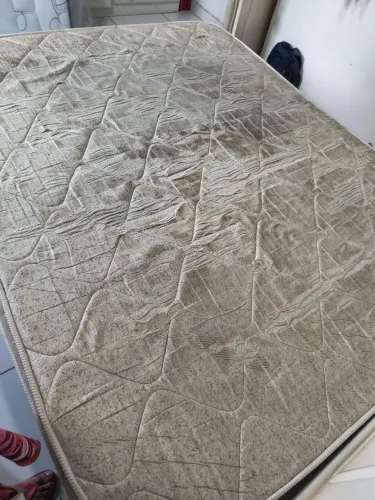 Colchão para doação