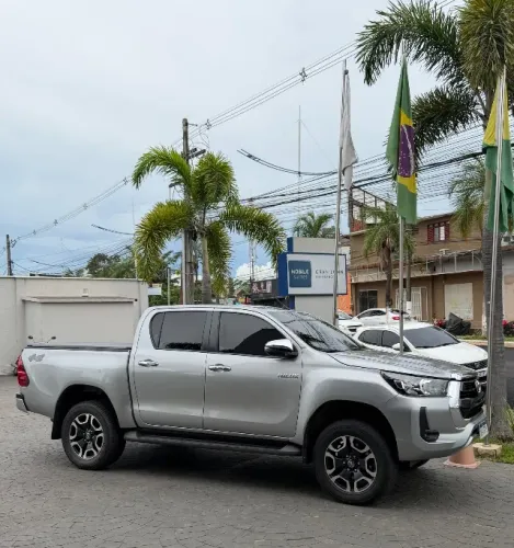 Toyota Hilux CD SRV 4X4 2.8 TDI Diesel Aut. 2022