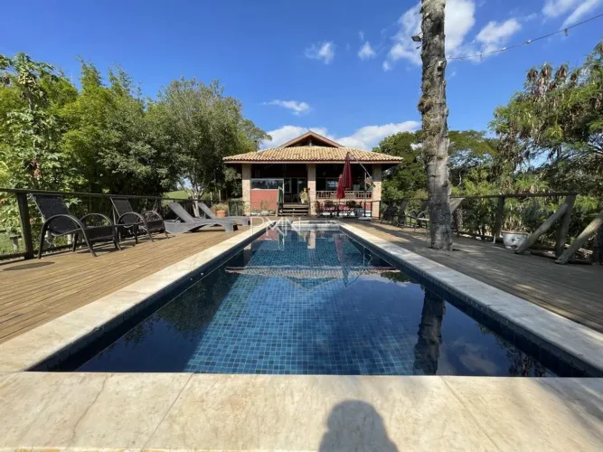 Sítio à venda em Campinas, Joaquim Egídio, com 8 quartos, com 28000 m²