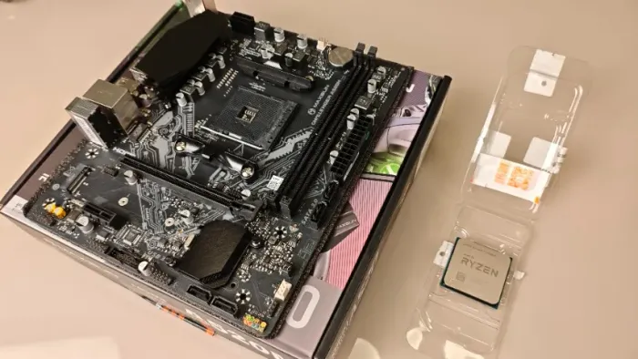 AMD Ryzen 7 5700X + Placa mãe Challenger A520m Maxsun