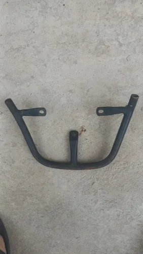 Suporte de moto ( não sei qual moto serve)