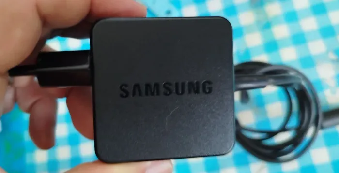 Carregador chromebook Samsung original 12v